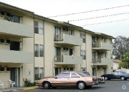 Building Photo - 7521 Simpson Ave