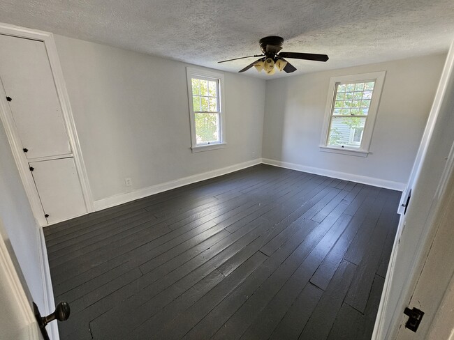 front (master) bedroom - 9 Maple St