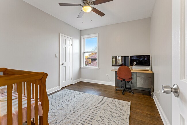 Building Photo - 1319 N Lavergne Ave