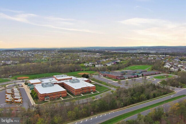Building Photo - 43272 Baltusrol Terrace