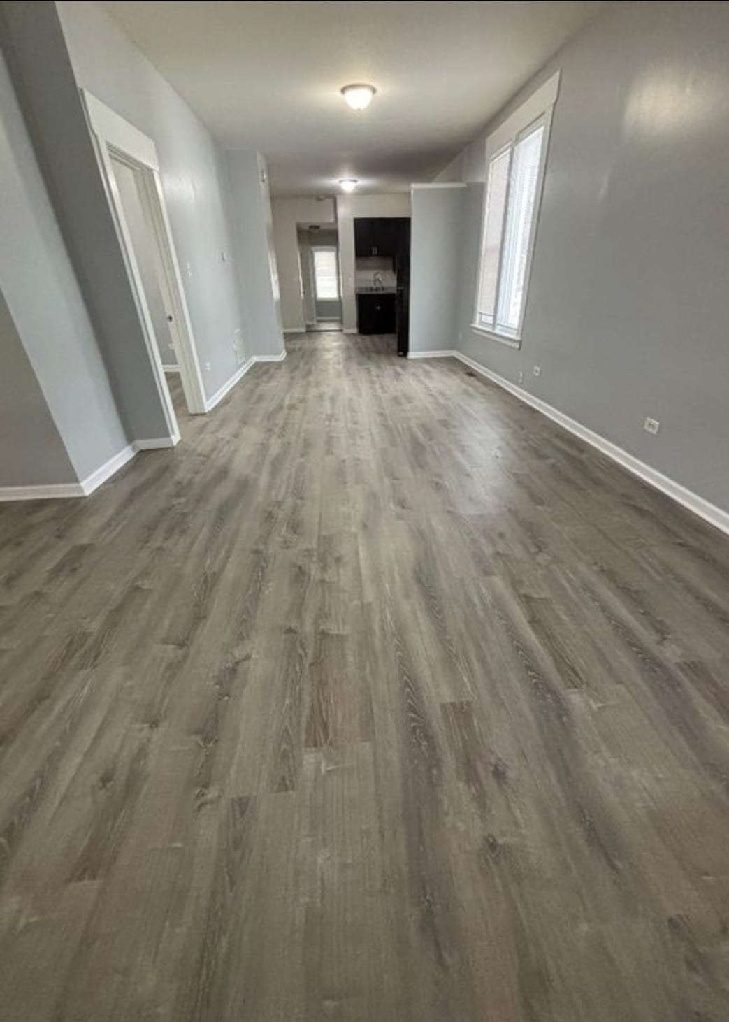 Building Photo - 6949 S Woodlawn Ave