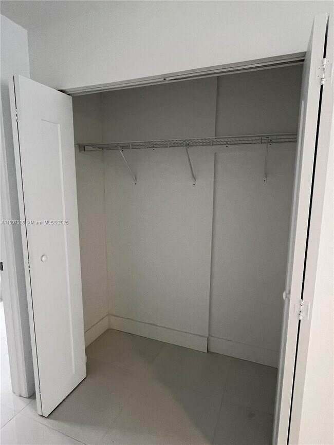 Building Photo - 29905 SW 149th Ct