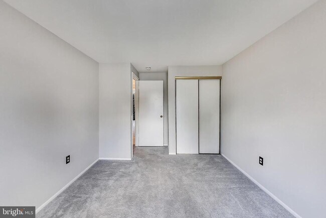 Building Photo - 18509 Owl Run Way