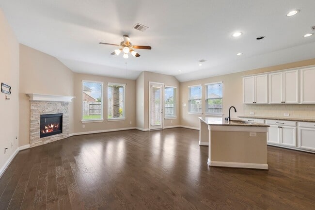 Building Photo - 18115 Westward Dale Dr