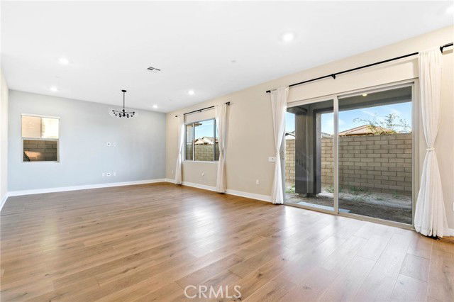 Building Photo - 106 Irvine Center Dr