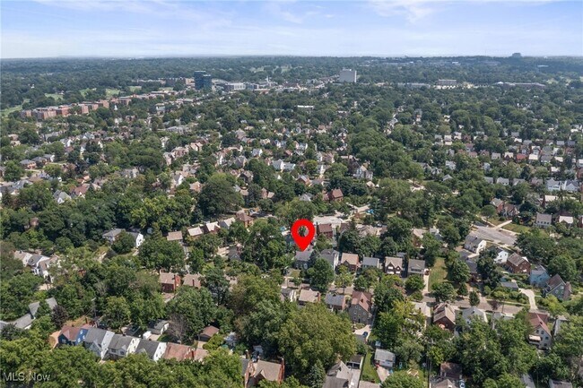 Building Photo - 3595 Glencairn Rd