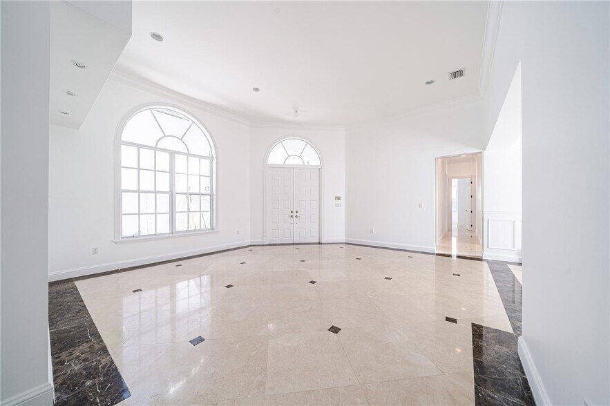 Building Photo - 3975 194th Trl
