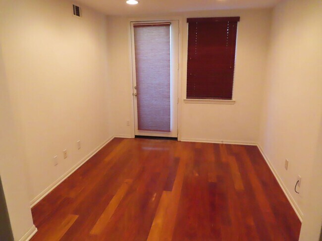 Building Photo - 3125 Harbor Ridge Ln