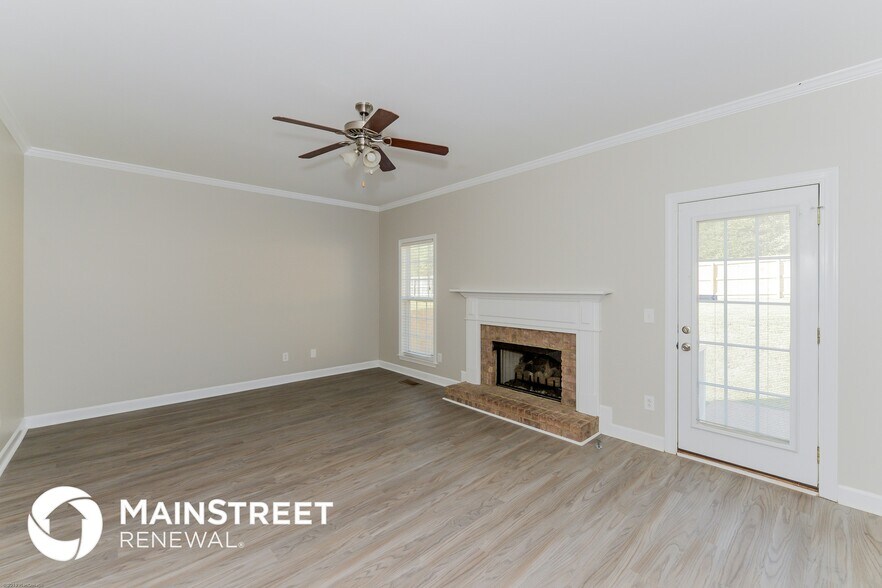 Building Photo - 3062 Romain Trail