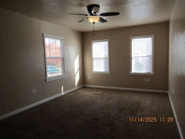 Building Photo - Fields and Dunning Home! Small Pet Negotiable with owner approval!