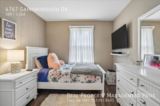 Building Photo - 4767 Gainsborough Dr