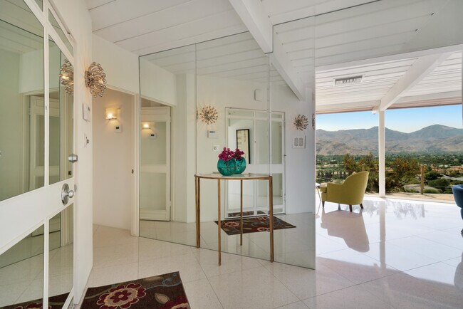 Building Photo - 17 Cahuilla Hills Dr