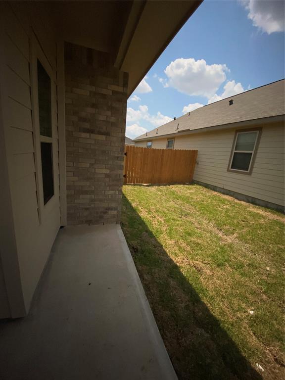 Building Photo - 21807 Barred Owl Dr