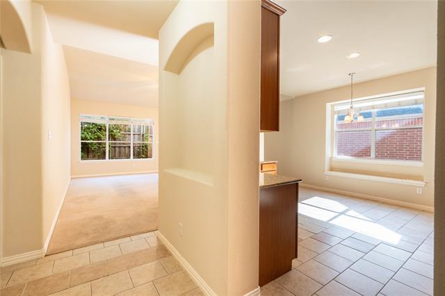 Building Photo - 2824 Gooseberry Dr