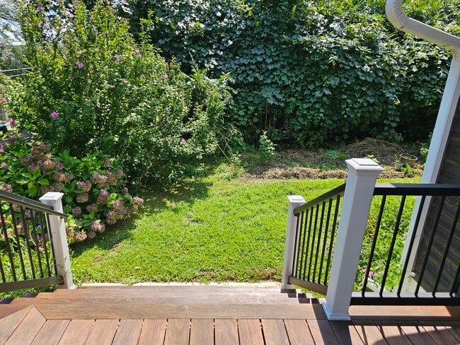 Building Photo - 205 Catlin Rd