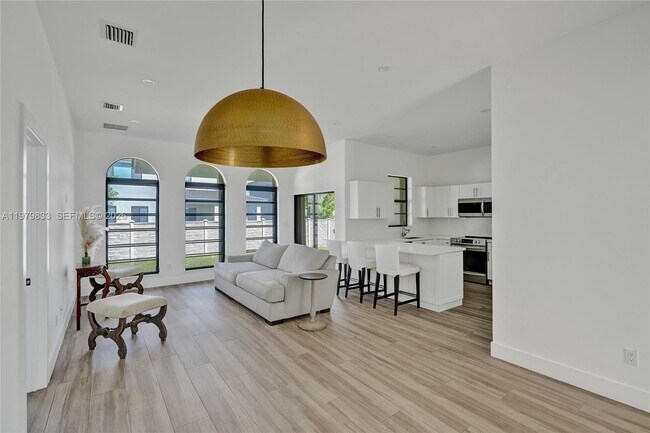 Building Photo - 8371 SW 122nd St