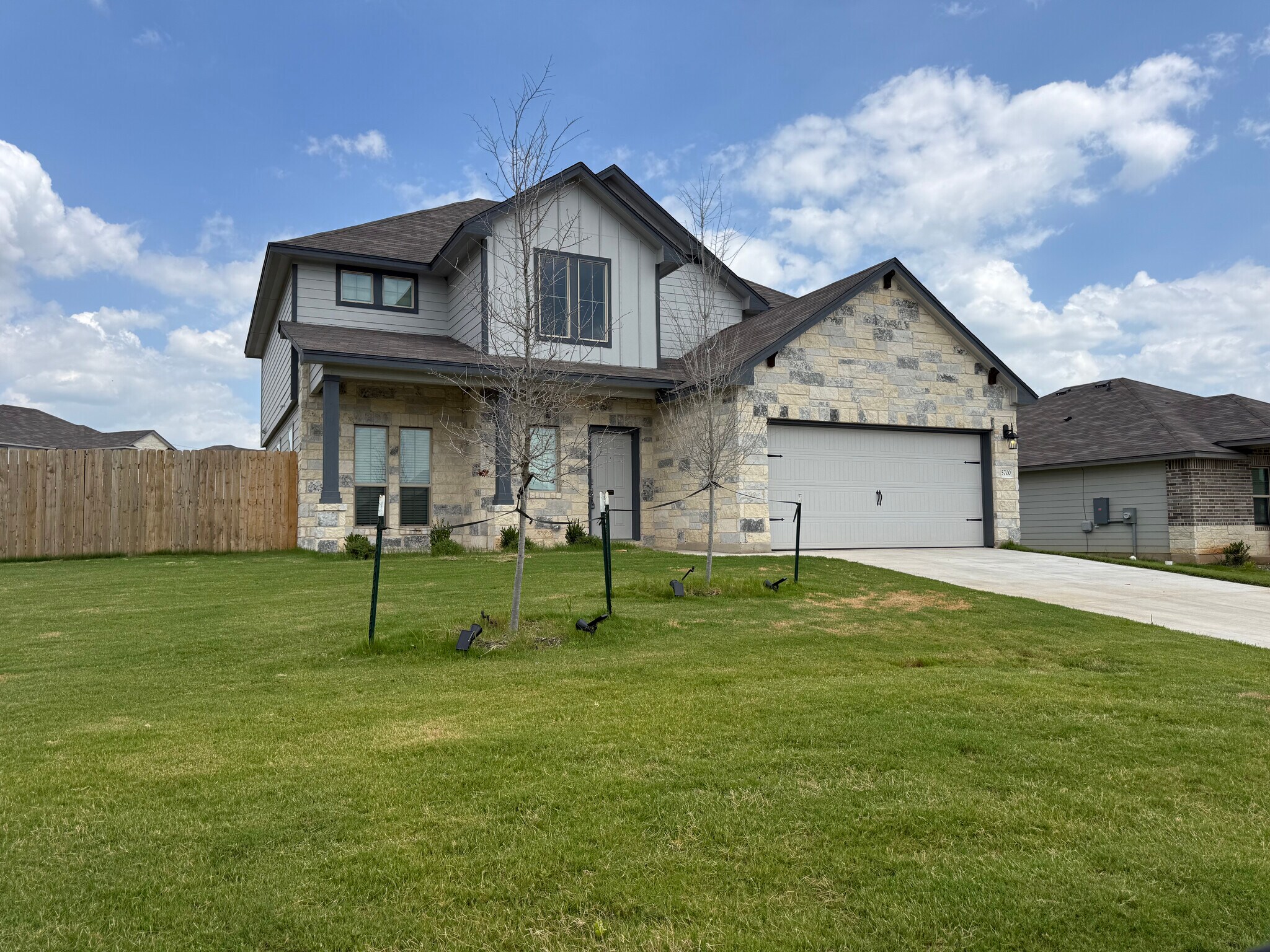 Building Photo - 5700 Foggy Lagoon Dr