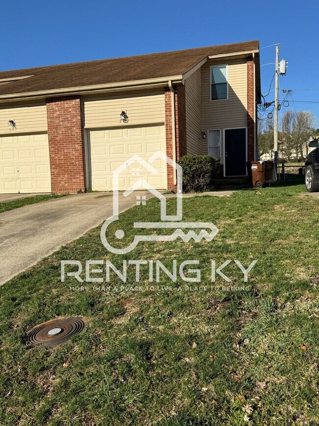 Building Photo - Updated 3-Bed, 1.5-Bath Townhome with a Garage!