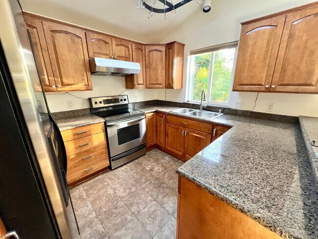 Building Photo - 20915 NE 17th St