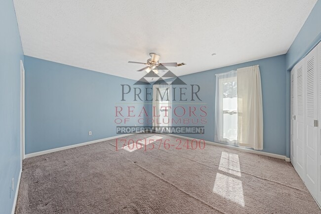 Building Photo - 5100 Sequoia Dr