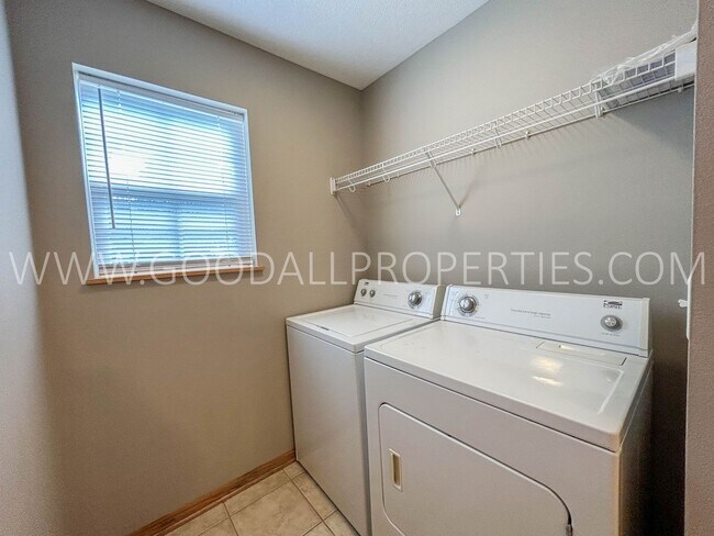 Building Photo - 4308 153rd Pl