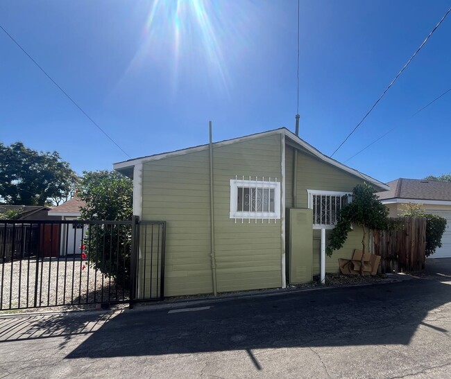 Building Photo - 8020 Bright Ave