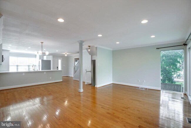 Building Photo - 5610 Gosling Ct