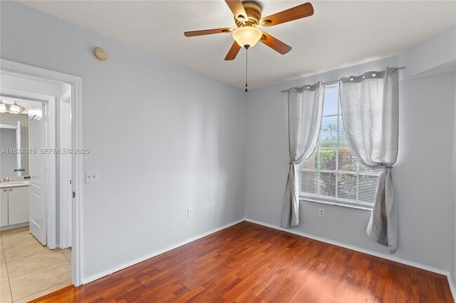 Building Photo - 1309 Belmont Pl