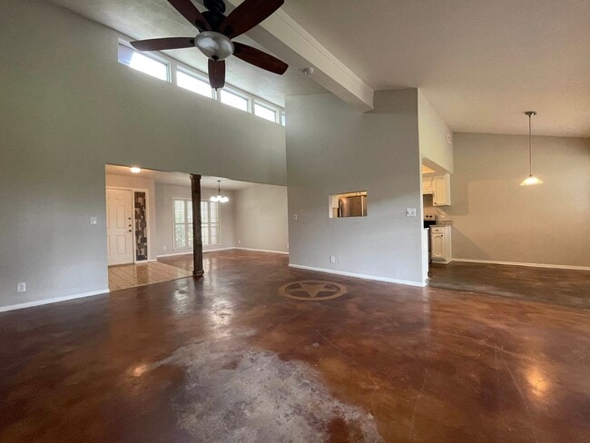 Building Photo - SPACIOUS 4 BEDROOM HOME IN MILLERS RIDGE***EASY ACCESS TO RANDOLPH AFB, FT. SAM, & SHOPPING