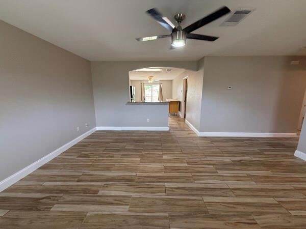 Building Photo - 213 Spring Branch Dr