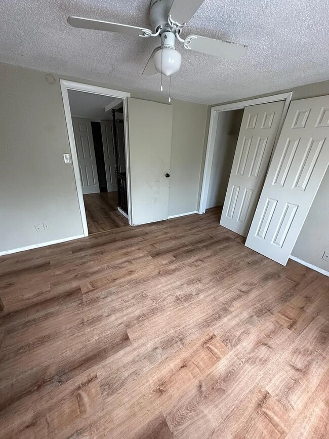 Building Photo - 5942 IL-162