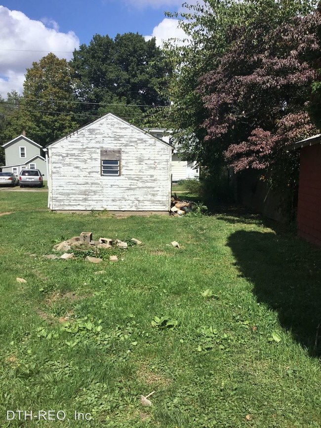 Building Photo - 2 br, 1 bath House - 450 South Ave SE