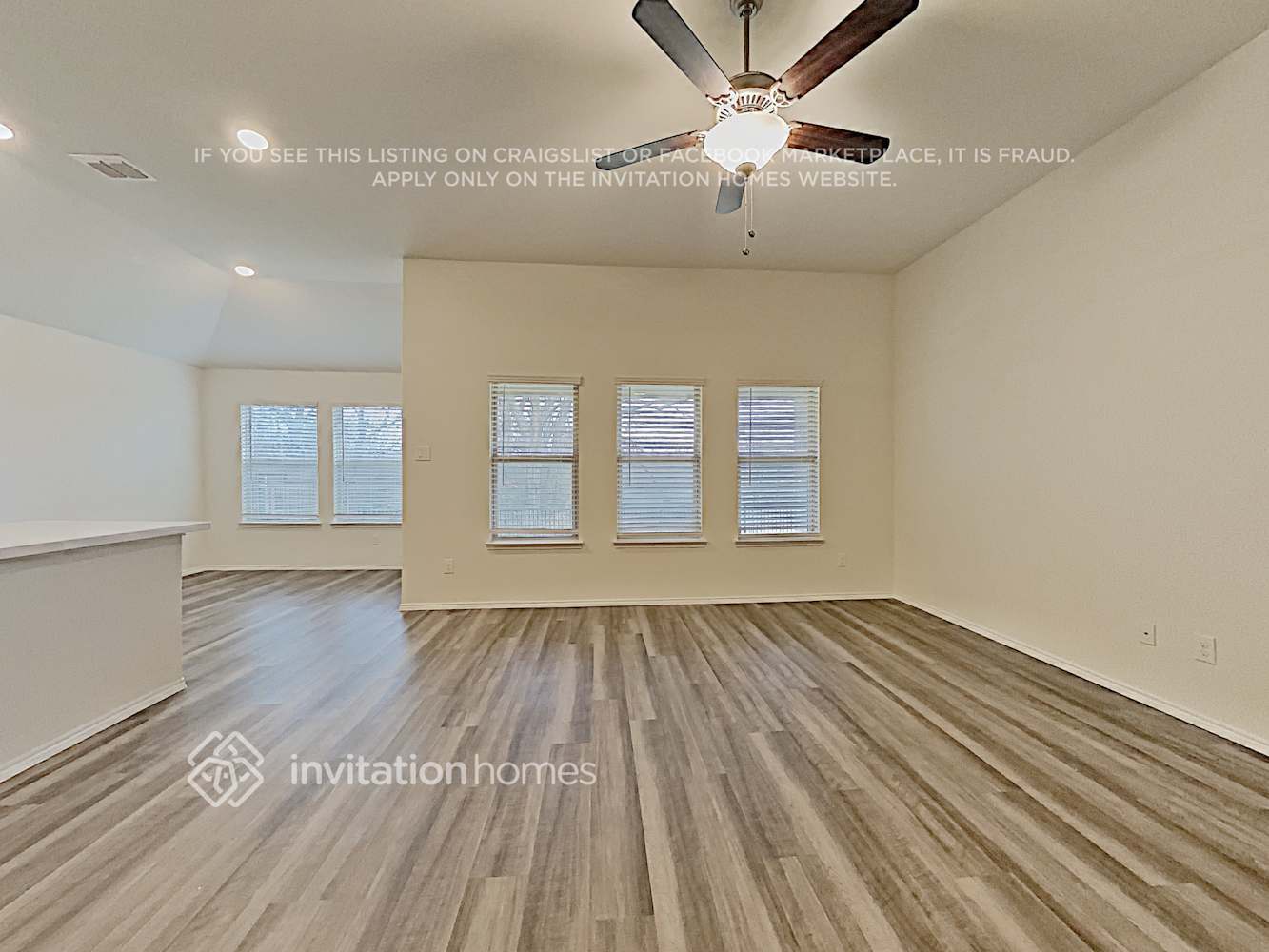 Building Photo - 1250 Acmite Ave