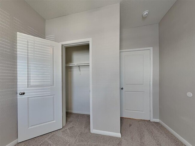 Building Photo - 871 Bunton Reserve Blvd