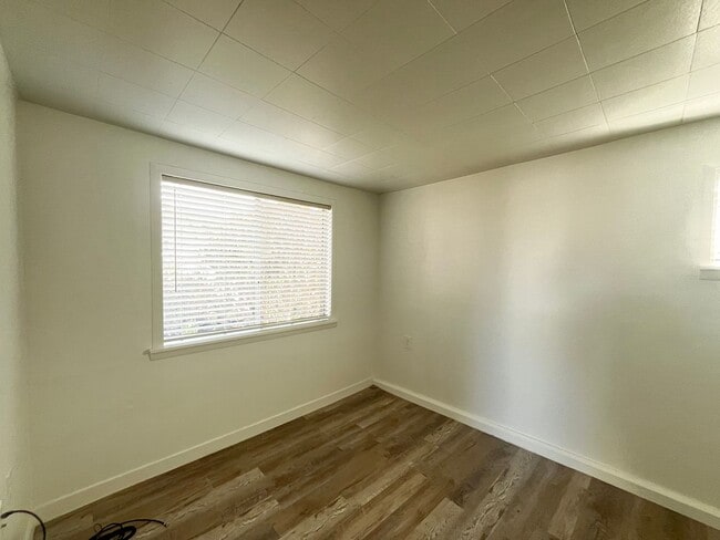 Building Photo - Morro Bay I Bedroom - Blocks to the Beach