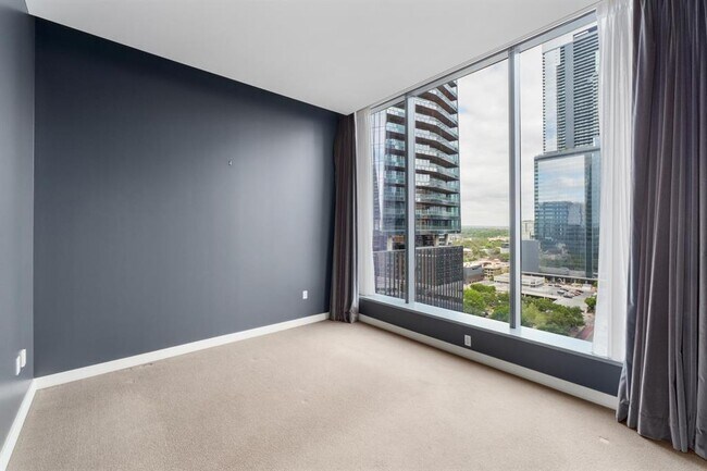 Building Photo - 210 Lavaca St