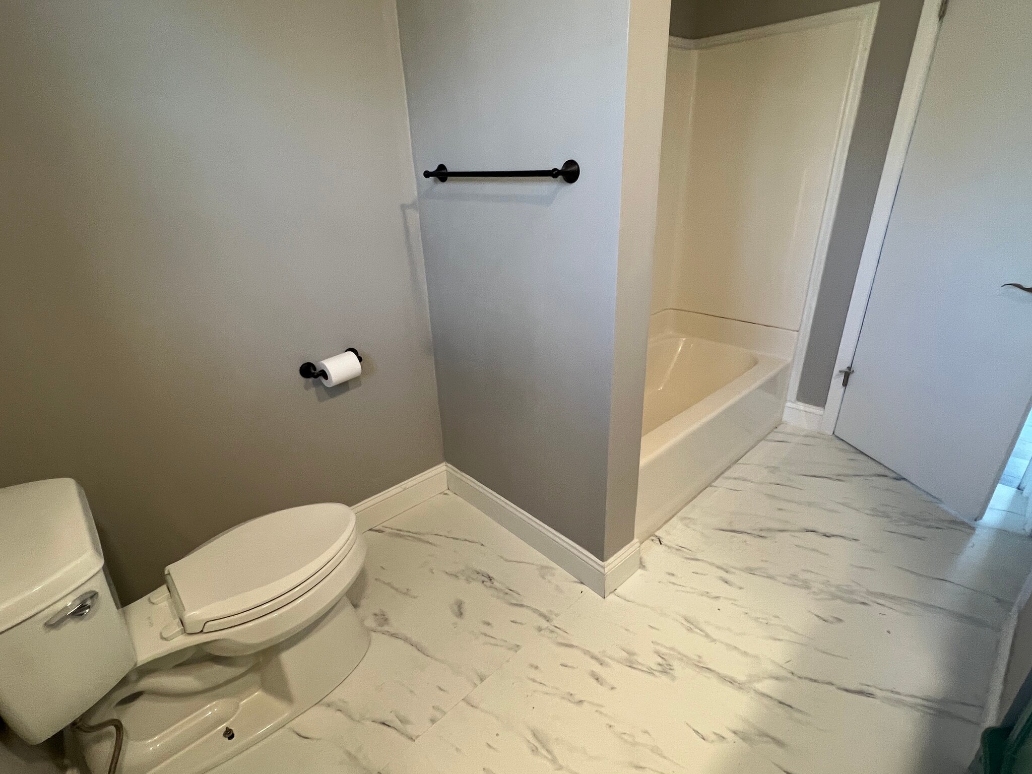 Master Bathroom with tub/shower - 4482 Grace Chapel Rd