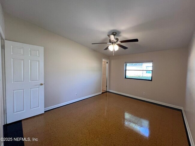 Building Photo - 11356 Renne Dr