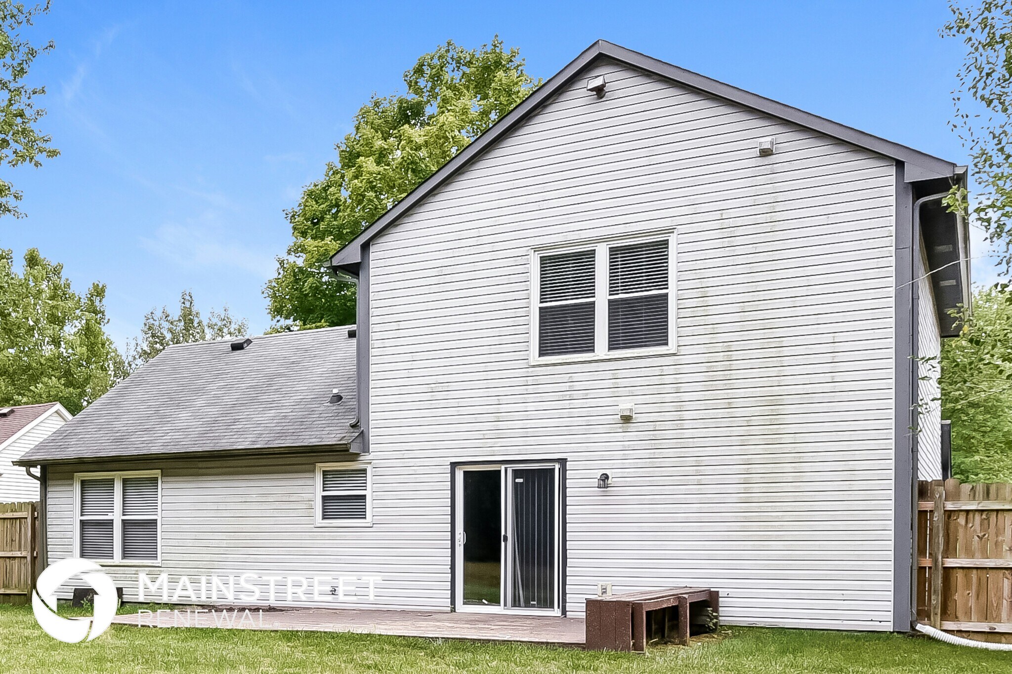 Building Photo - 12218 Van Spronsen Ct