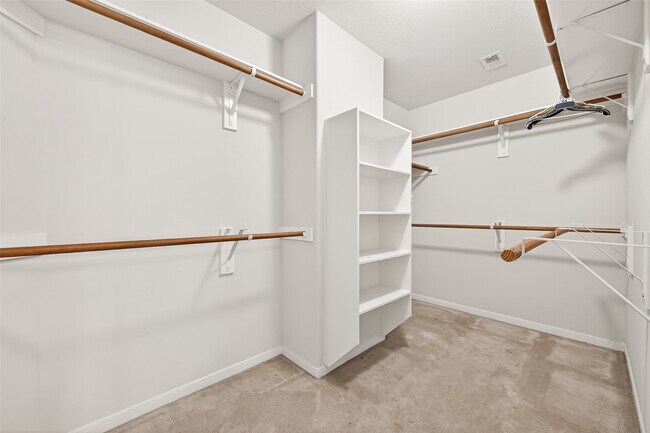 Building Photo - 14744 Branchwest Dr