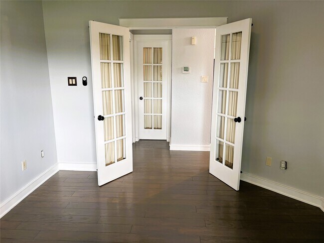 Building Photo - 111 Dunbar Estates Dr