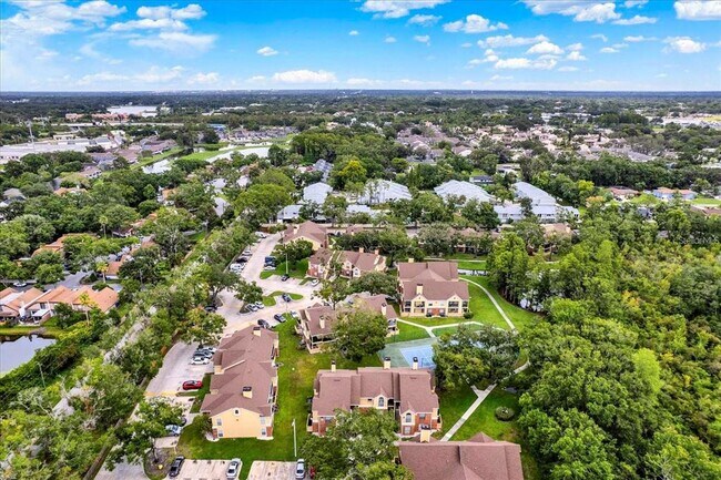 Building Photo - 8647 Mallard Reserve Dr