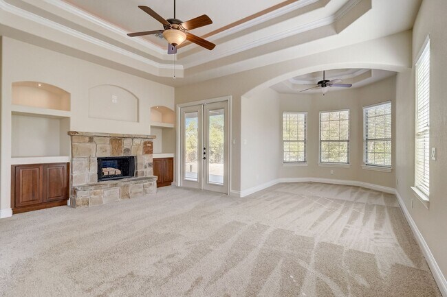 Building Photo - July Move-In Special - Spring Branch Oasis...