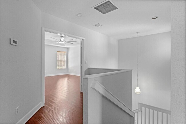 Building Photo - 4205 Bamboo Palm Ct