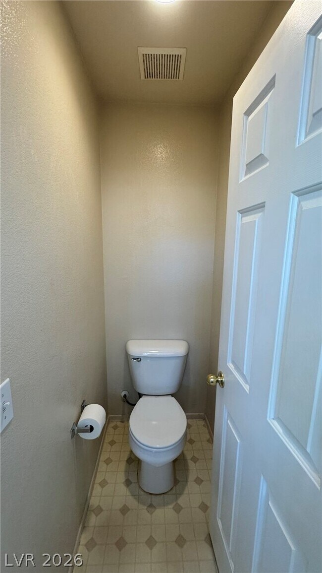 Building Photo - 3752 Autumn King Ave