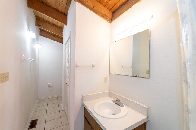 Building Photo - 1353 Rumba Ln