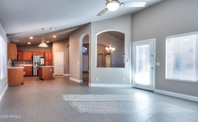 Building Photo - 22306 N Van Loo Dr