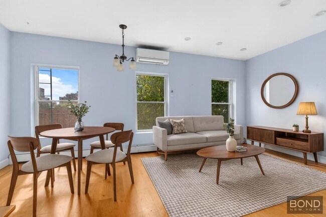 Primary Photo - 2 bedroom in Brooklyn NY 11201