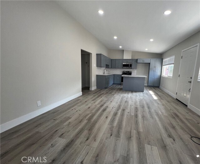 Building Photo - 1517 S Diamond St