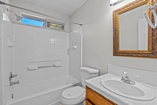 Building Photo - 8415 Cedarcroft Rd NW